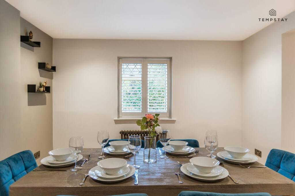Stylish With Free Parking - 10 Mins To Legoland! Windsor
