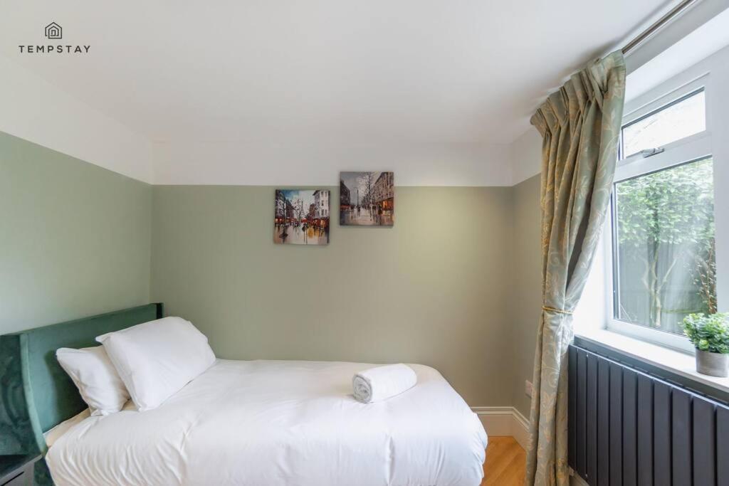 Stylish With Free Parking - 10 Mins To Legoland! Windsor