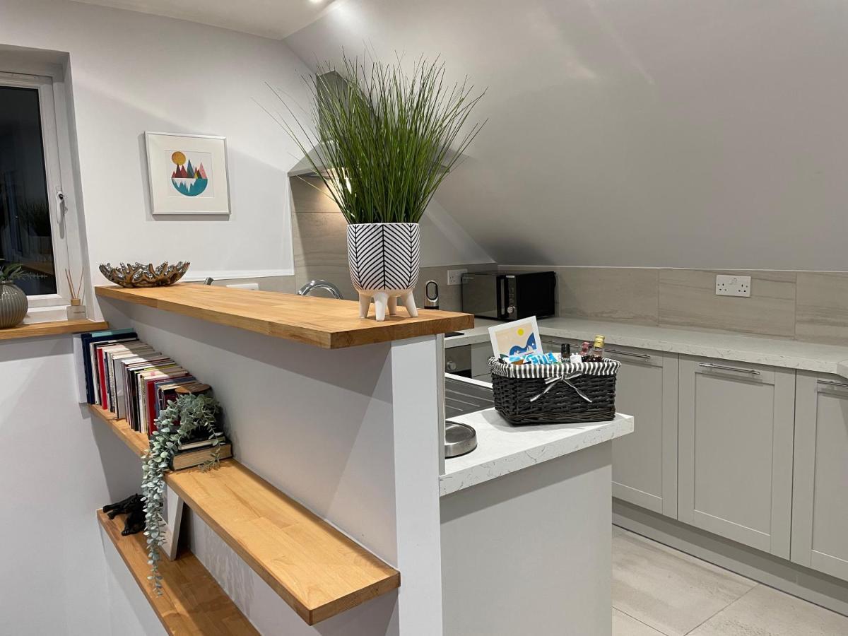 Unique Luxury Detached In That Sleeps 4 Windsor