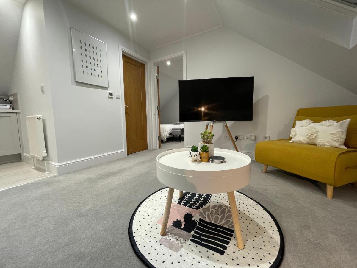 Unique Luxury Detached In That Sleeps 4 *