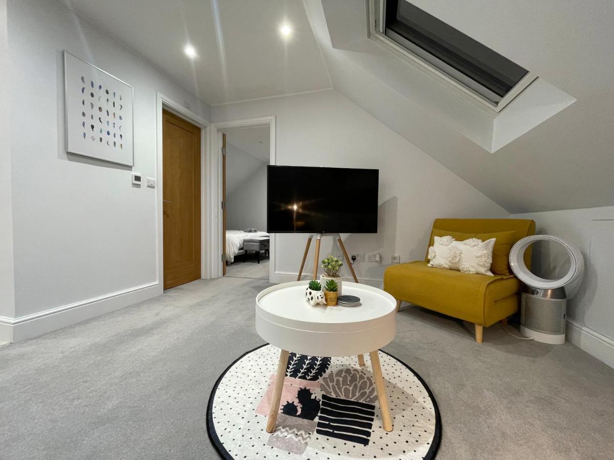 Unique Luxury Detached In That Sleeps 4