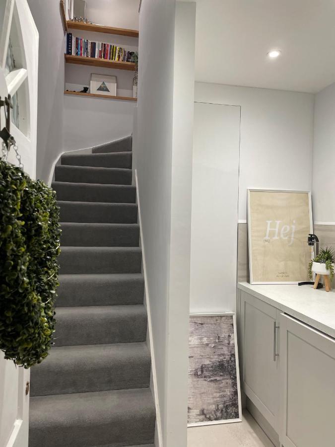 Unique Luxury Detached In That Sleeps 4