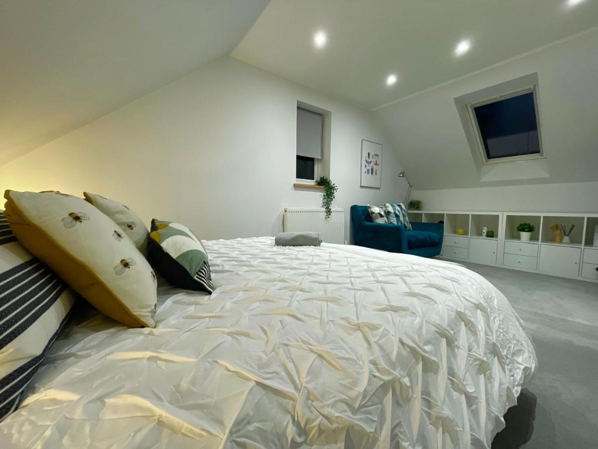 Unique Luxury Detached In That Sleeps 4 Holiday home