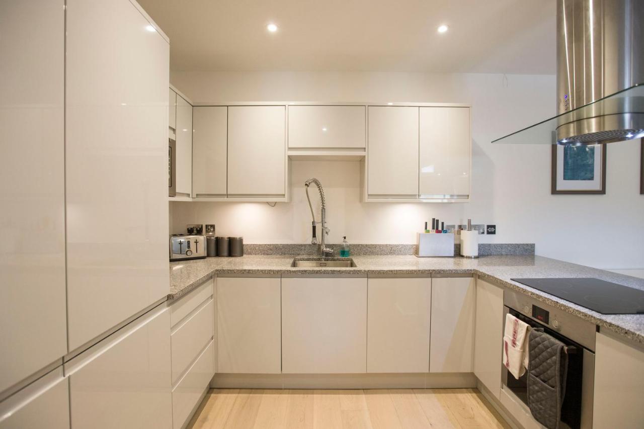Urban Living's ~ King Edward Luxury In The Heart Of Apartment