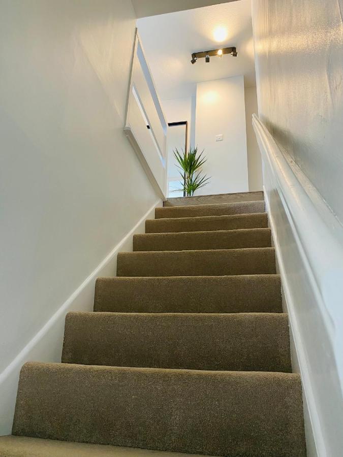 Windsor, Entire House, Free Parking, 64Mbps, Legoland&Thorpe Park Apartment Windsor
