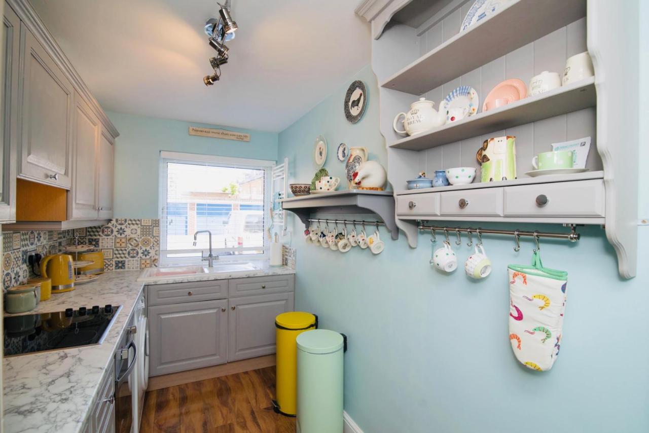 Aston Henry James Stunning One Bedroom In Royal