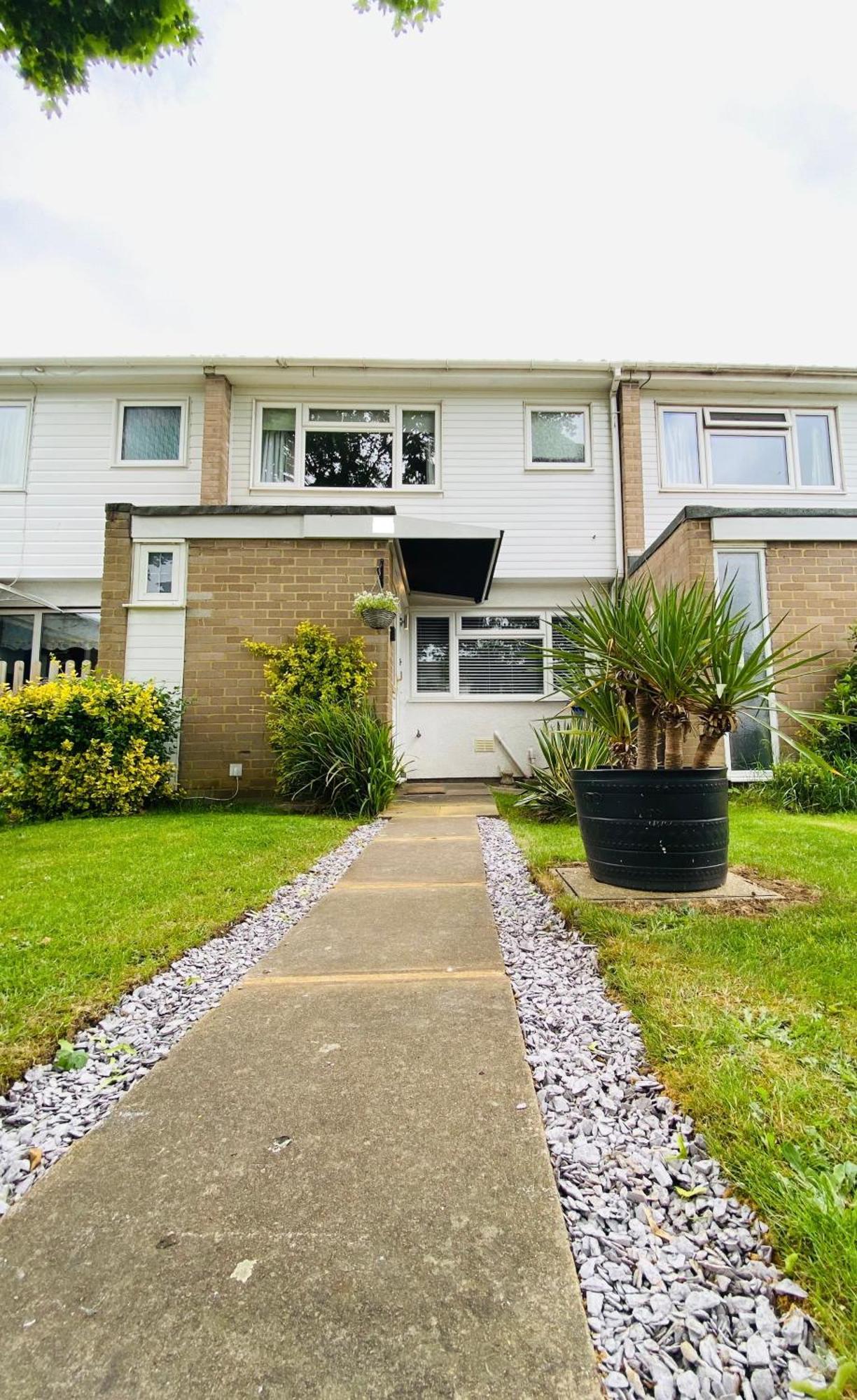 Windsor, Entire House, Free Parking, 64Mbps, Legoland&Thorpe Park Apartment *