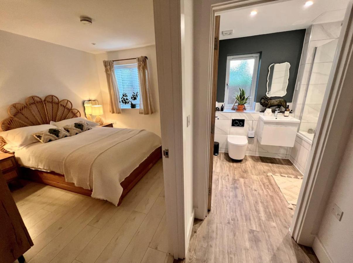Windsor, Legoland, Ascot & Racecourse Sleeps 2 * Windsor