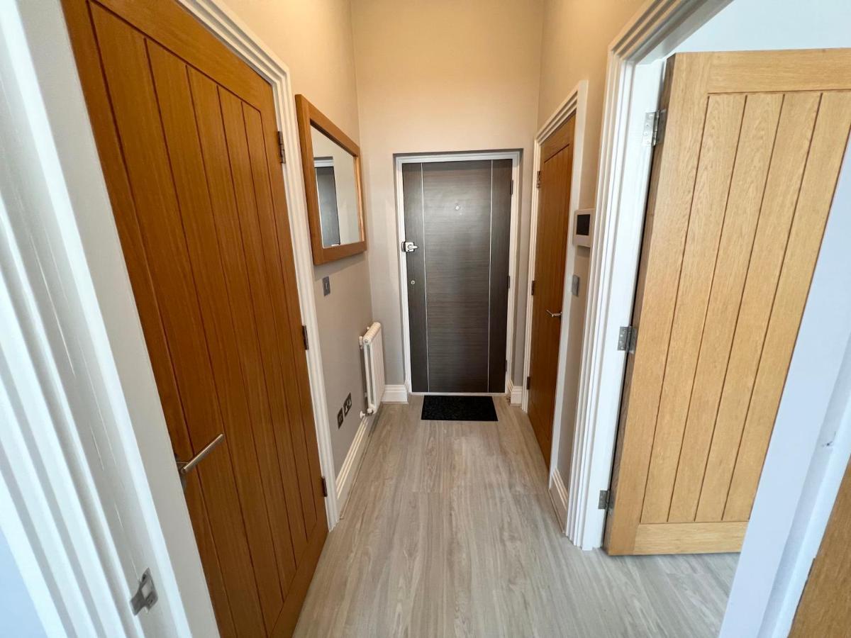 Urban Living's - Castle Luxury * Windsor