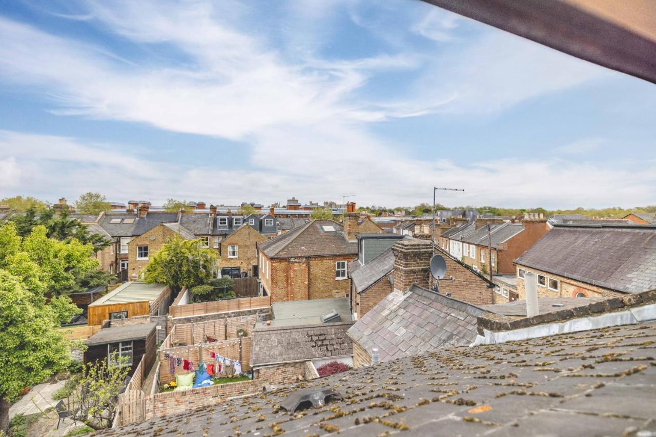 Long Walk, Castle & Shops On Your Doorstep