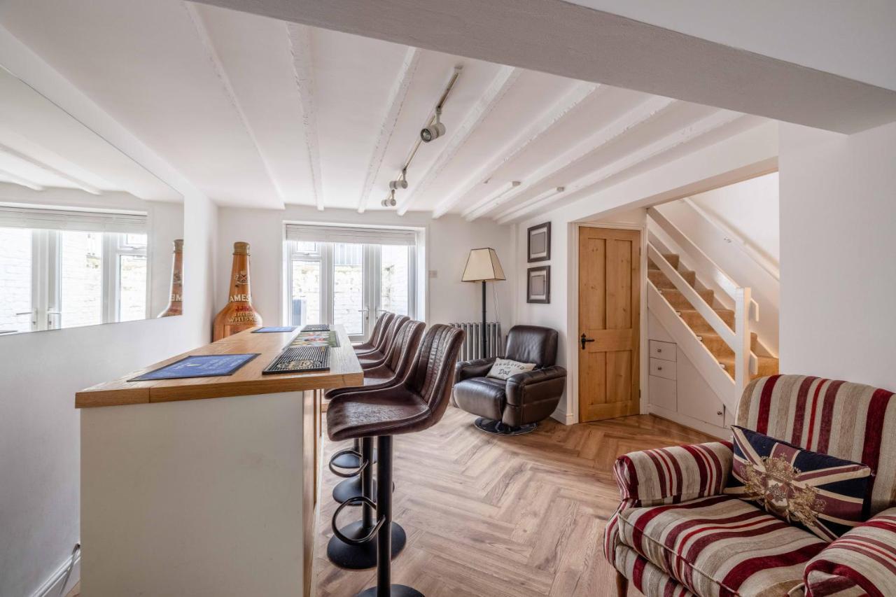 Long Walk, Castle & Shops On Your Doorstep * Windsor