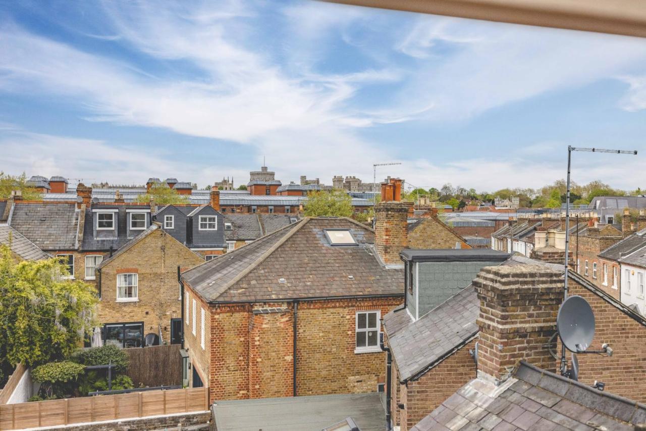 Long Walk, Castle & Shops On Your Doorstep Windsor