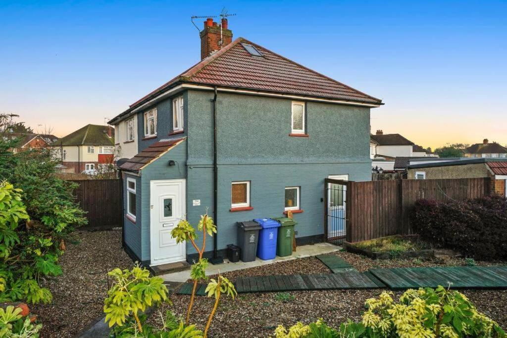 Apartment Lovely 3 Bed In - Parking & Garden Windsor