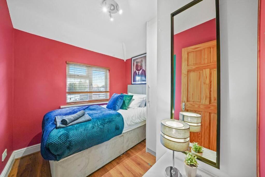 Apartment Lovely 3 Bed In - Parking & Garden