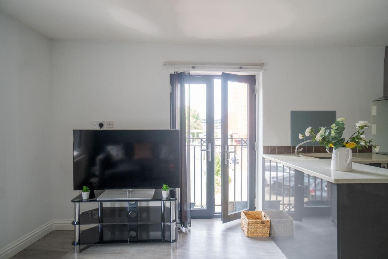 Castle & Shops On Your Doorstep & Parking * Windsor