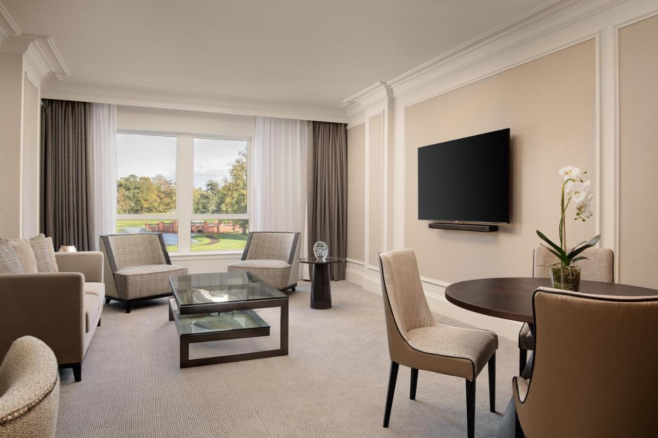 Fairmont Park Hotel 5*