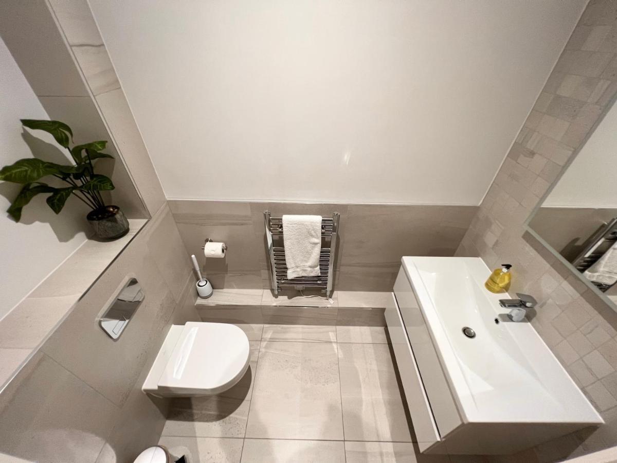 Urban Living's - Castle Luxury Windsor