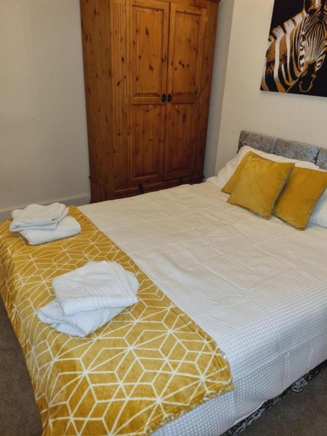 Inviting 2-bed In