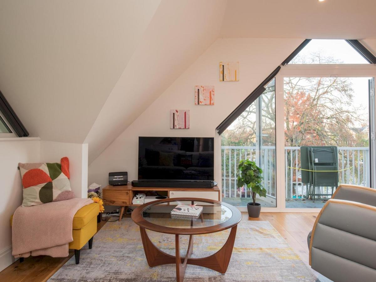 Apartment Pass The Keys Stunning 7 Sleeper Penthouse On Riverside