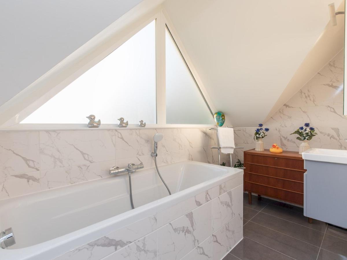 Pass The Keys Stunning 7 Sleeper Penthouse On Riverside *