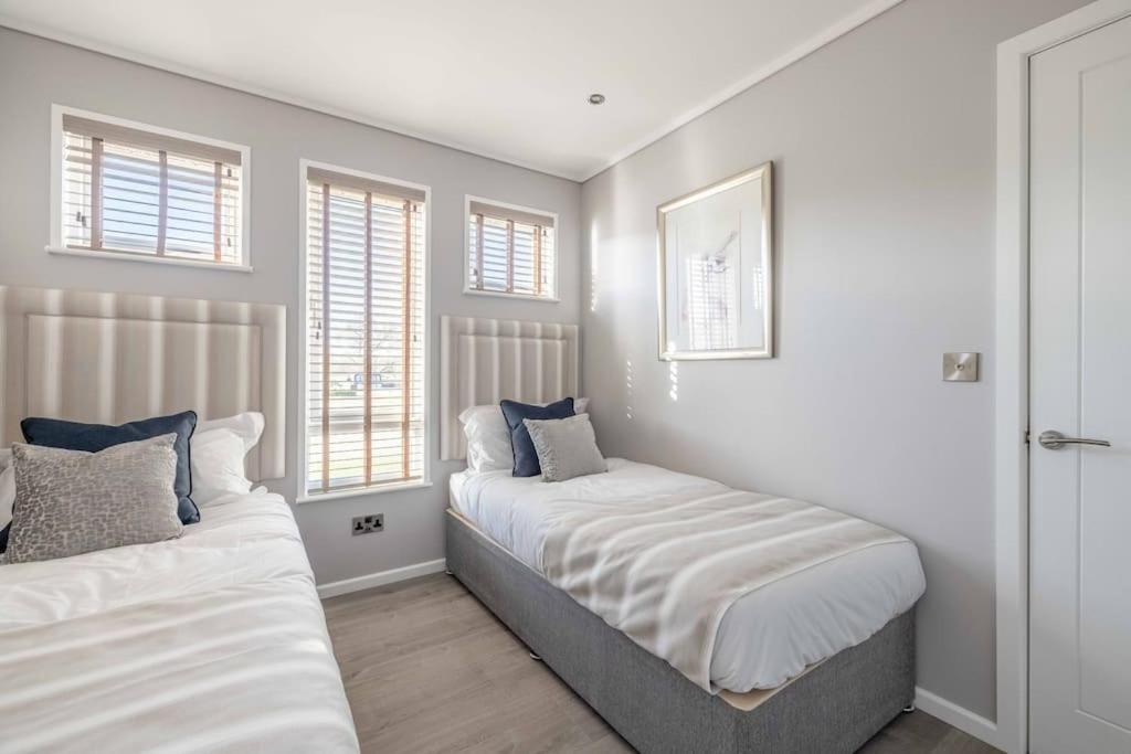 Stylish At Racecourse Marina Holiday home *