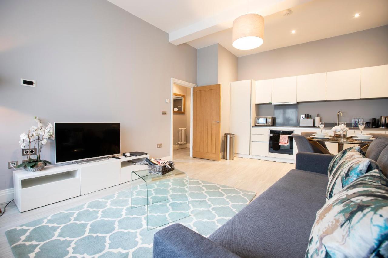 Urban Living's - Castle Luxury