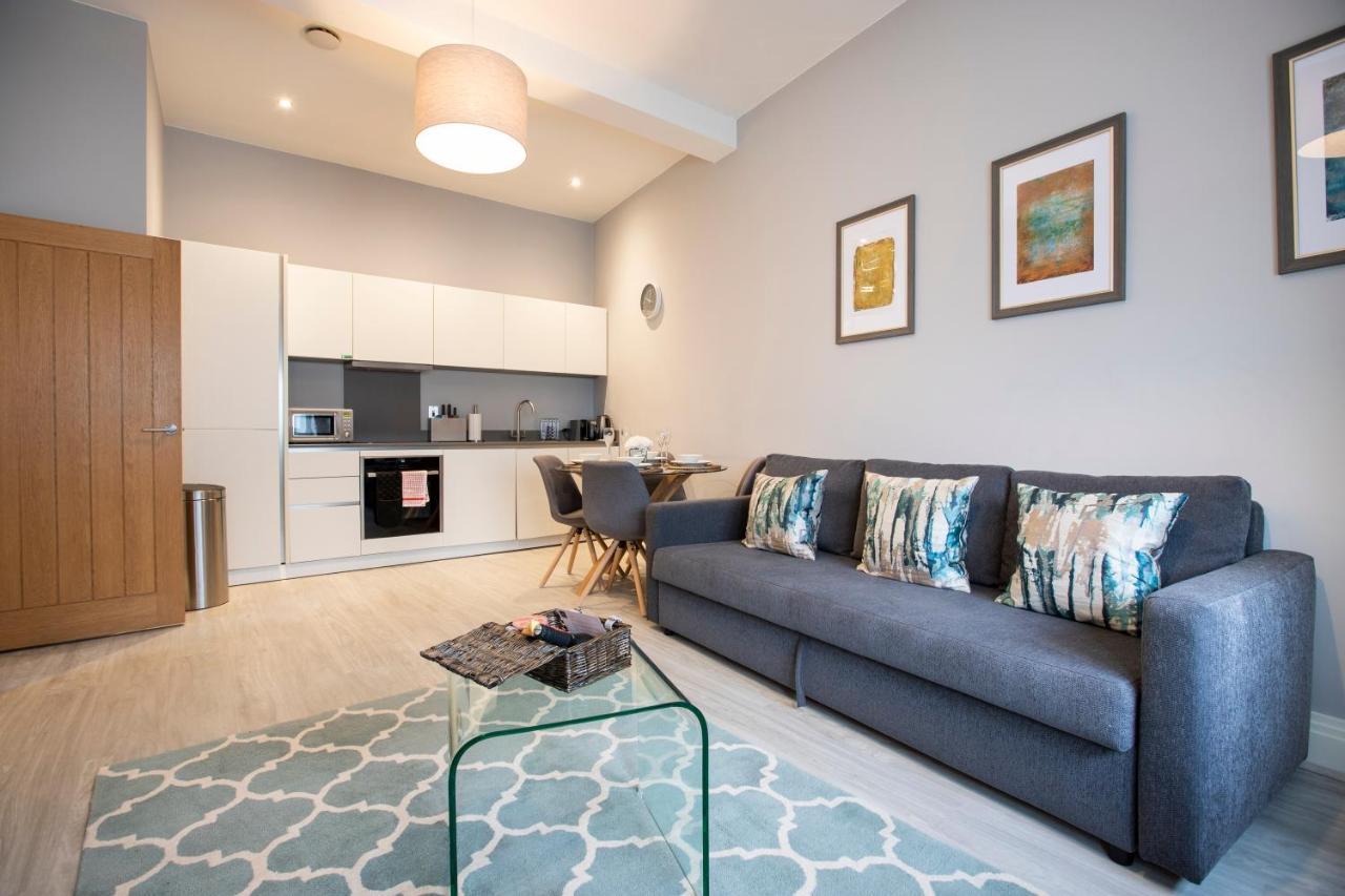 Apartment Urban Living's - Castle Luxury Windsor