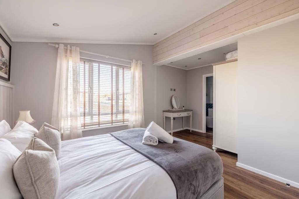 Holiday home Waterfront Racecourse Marina Windsor