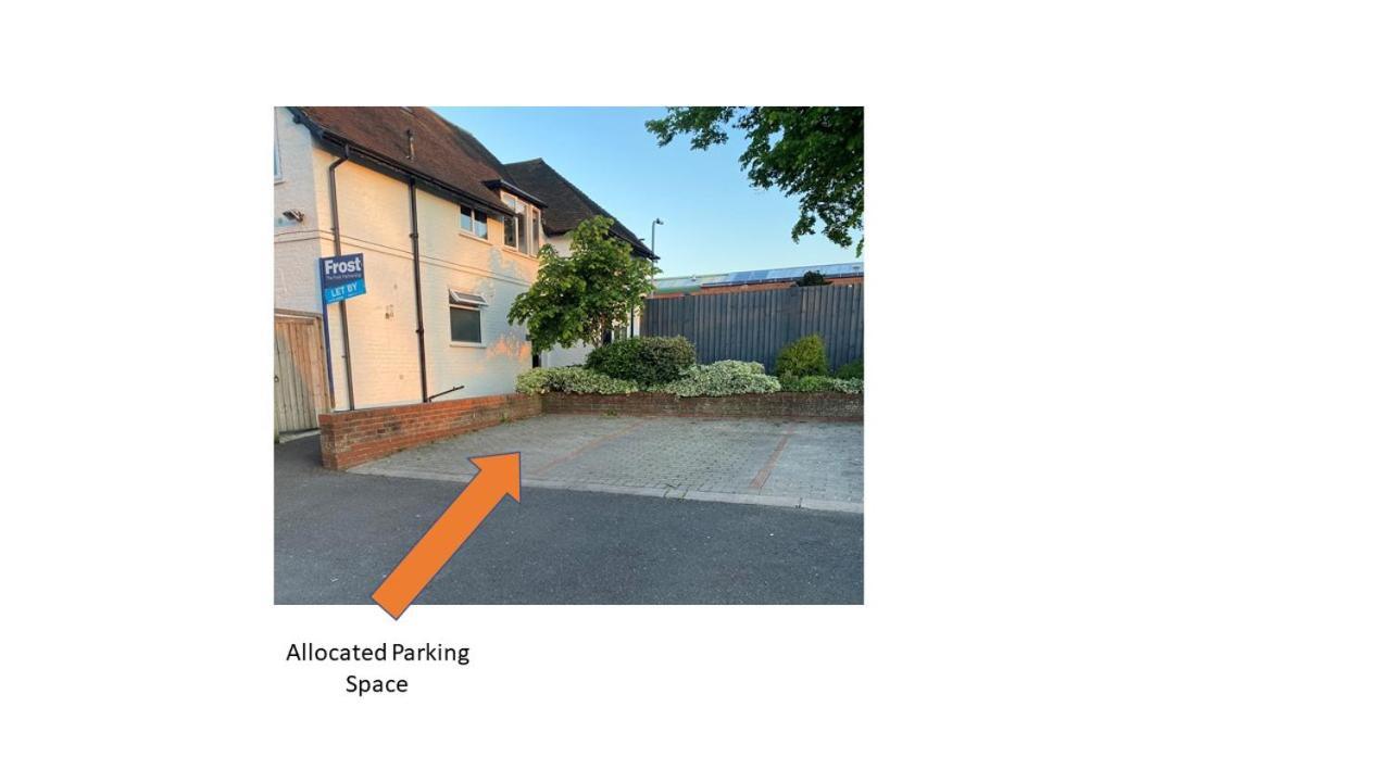 Modern 4br In Windsor, Near Marina And Thames *