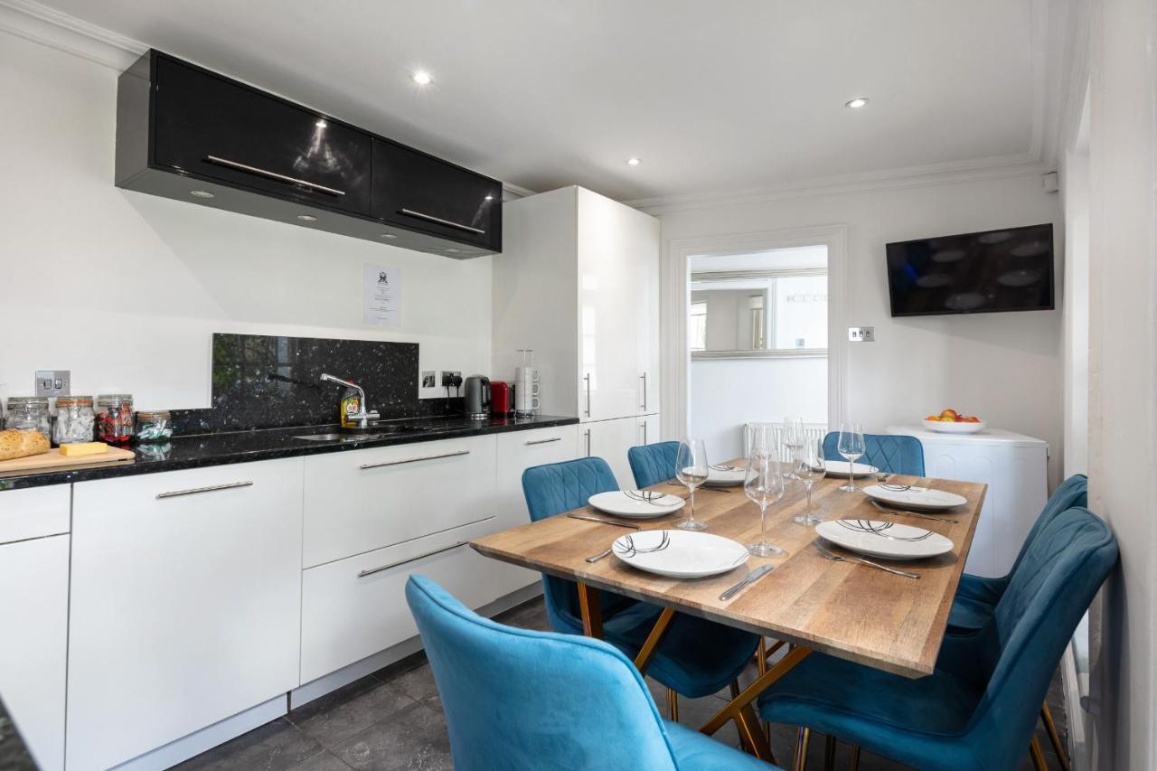 Castle Properties: The Duchess, 3 Bed Family Apartment *