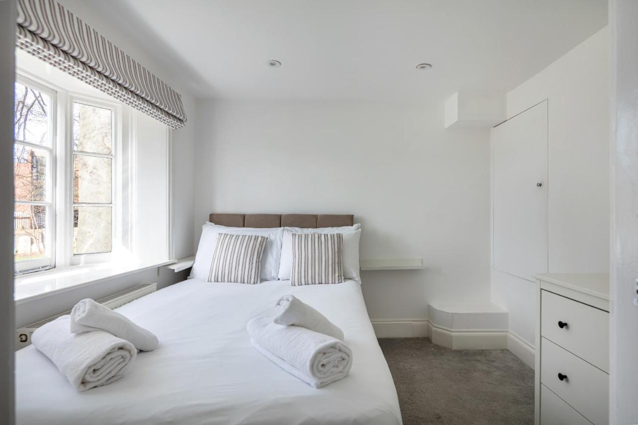 Apartment Castle Properties: The Duchess, 3 Bed Family *