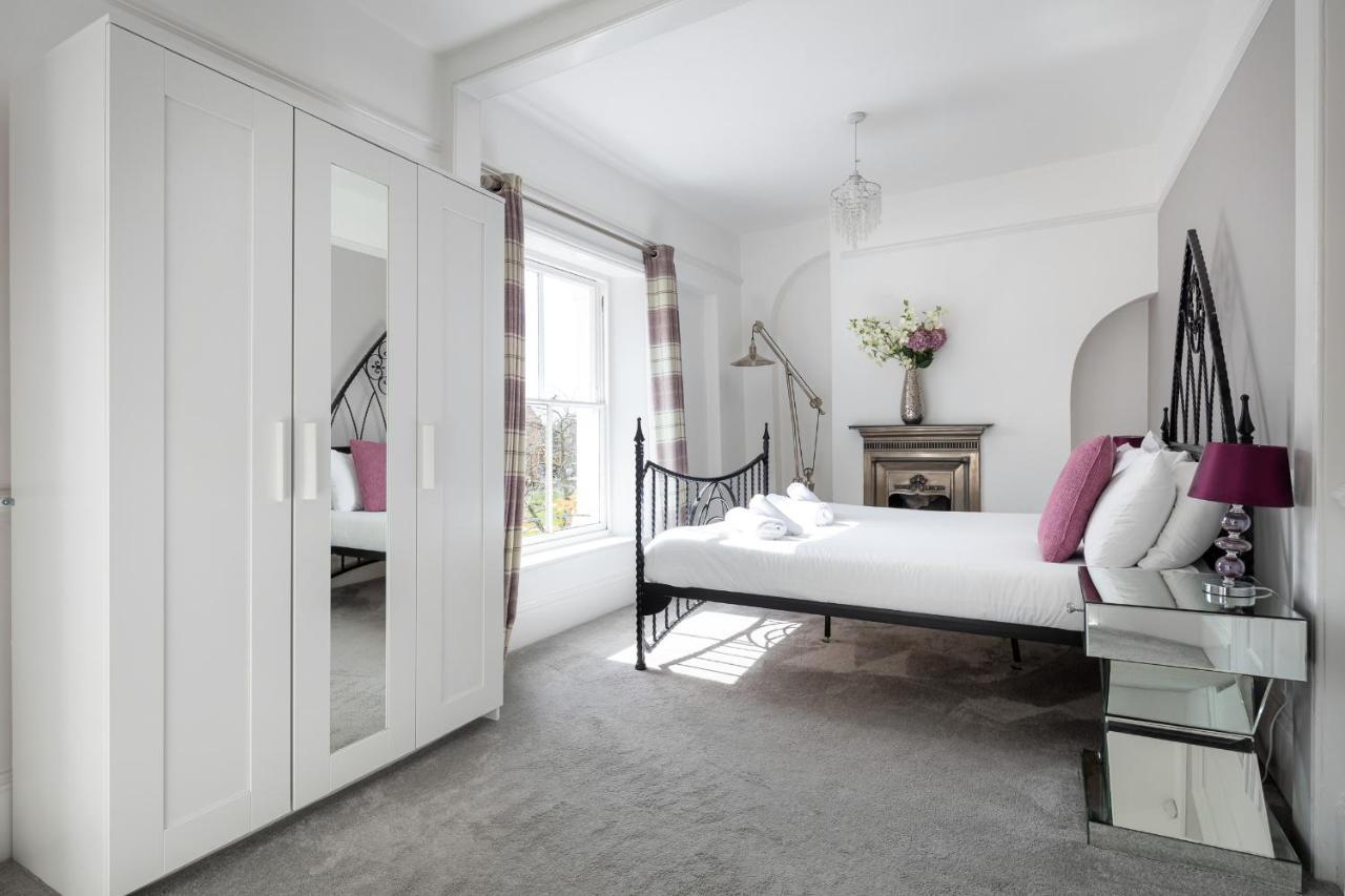 Castle Properties: The Duchess, 3 Bed Family Apartment