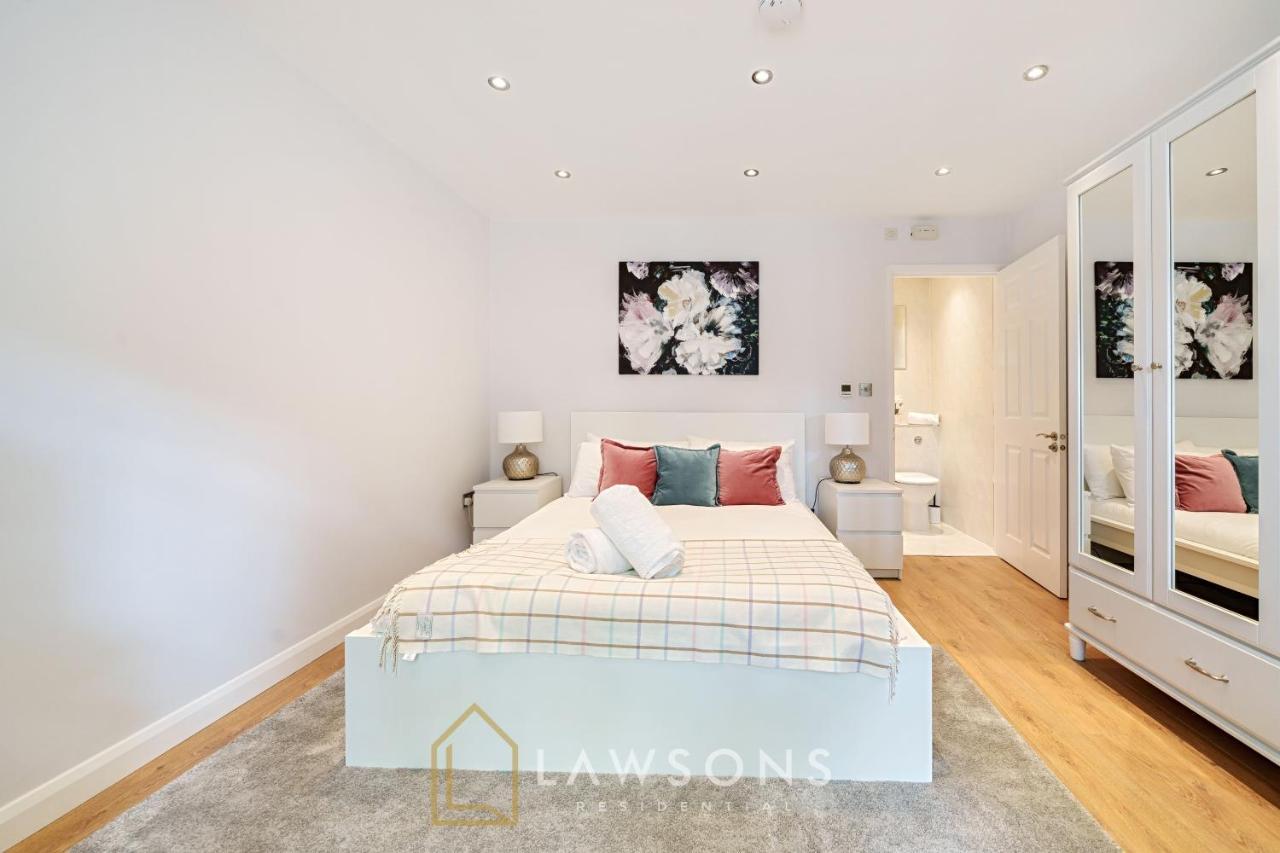 Stylish Living By Lawsons - Parking & 3 En Apartment