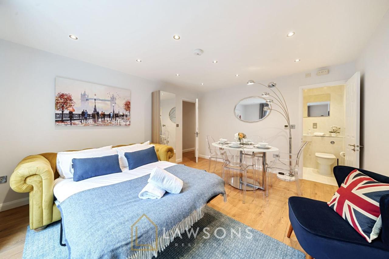 Stylish Living By Lawsons - Parking & 3 En Windsor