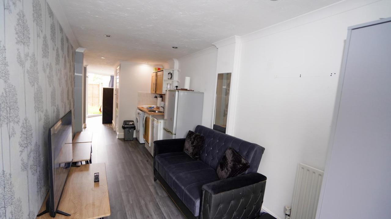E2m Stays Break , Stunning Annex * Windsor