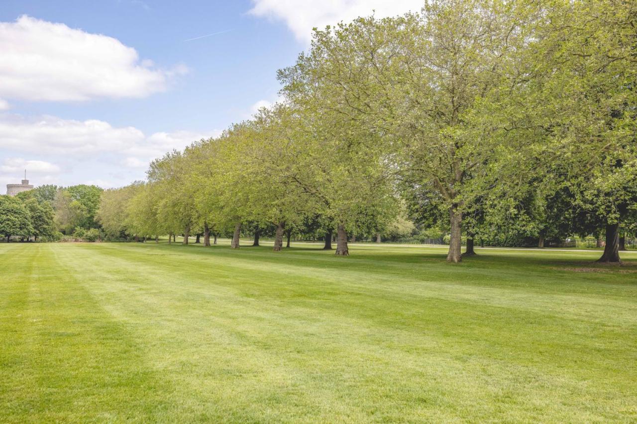 Charming 2 Bed/2 Bath Flat By The Long Walk Apartment *