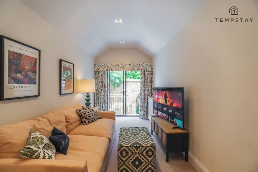 The Long Walk: 3bed & Garden Holiday home Windsor