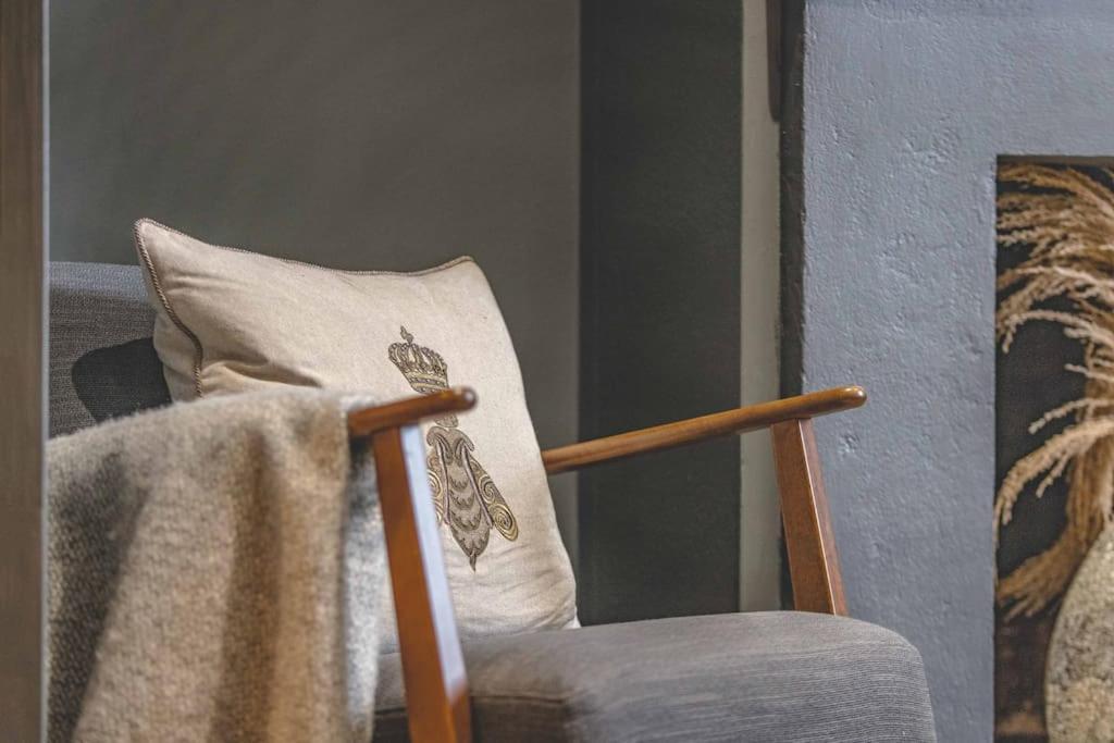 Stylish 2-bed House With Office And Private Garden *