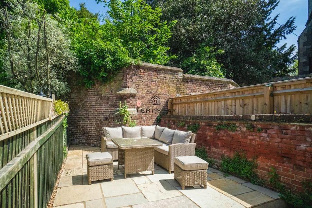 The Long Walk: 3bed & Garden Holiday home *