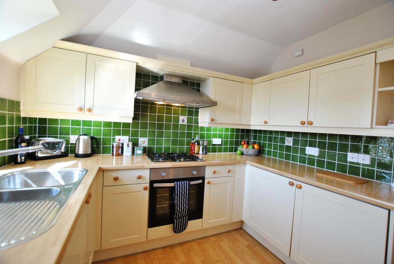 Apartment 9 Lord Raglan House 2br