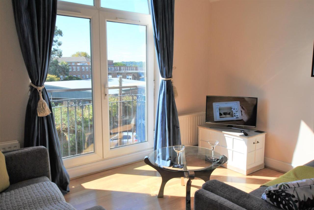 9 Lord Raglan House 2br Apartment *