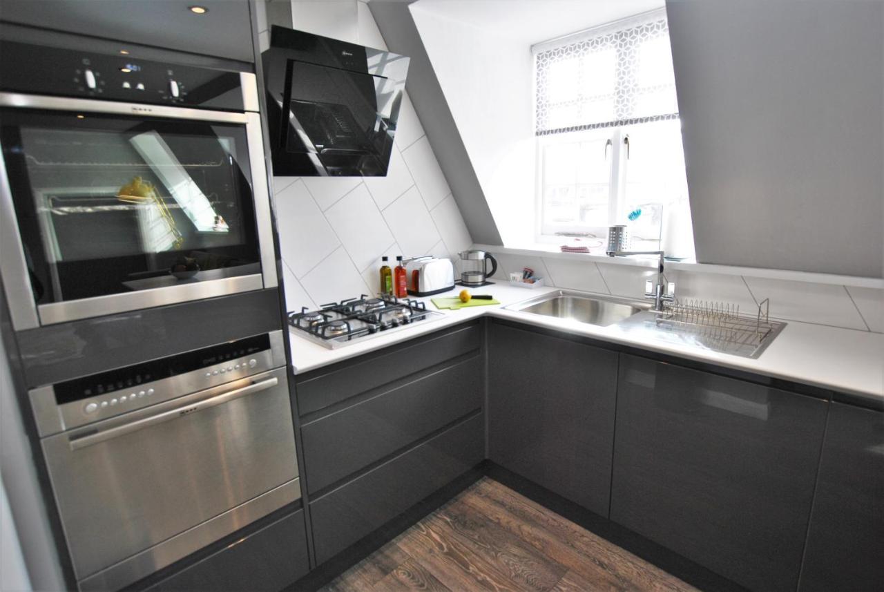Church Street 1br Exec * Windsor