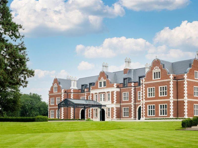 Fairmont Park 5*