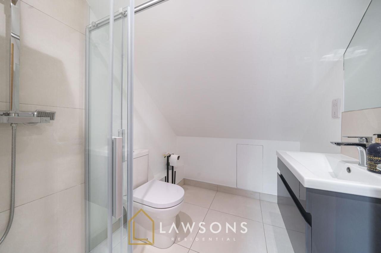 Loft Living By Lawsons With Parking *