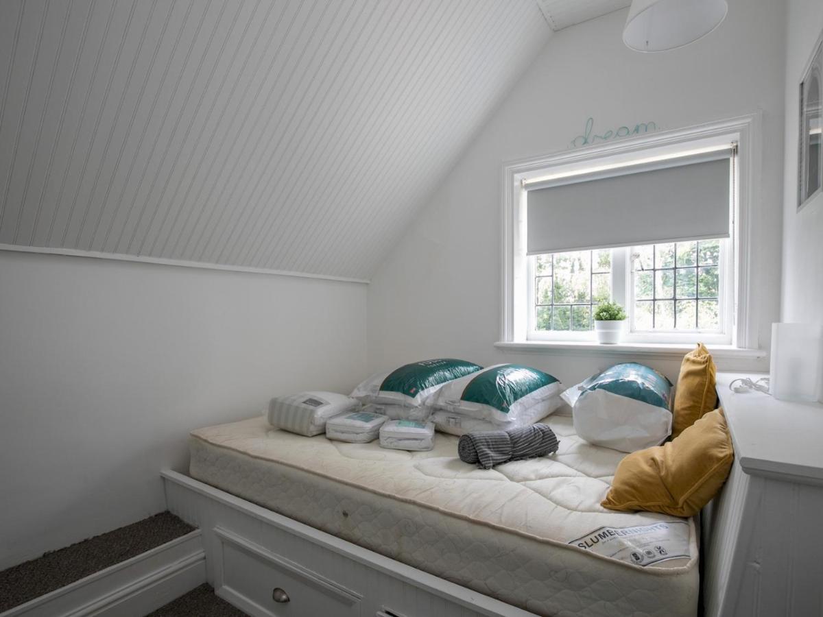 Pass The Keys Elegant 1 Bedroom Flat With Sofa Bed In Manor House