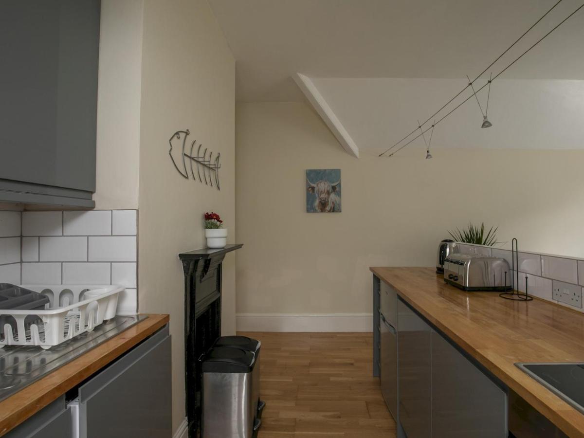 Pass The Keys Elegant 1 Bedroom Flat With Sofa Bed In Manor House *