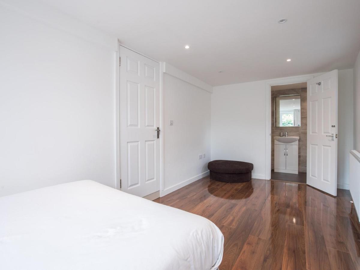 Pass The Keys Spacious 3 Bed By River Thames Old