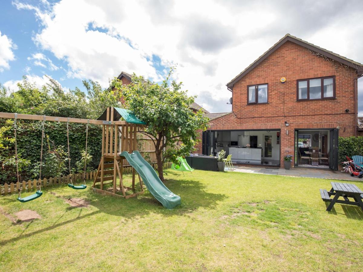 Pass The Keys Spacious 3 Bed By River Thames Old