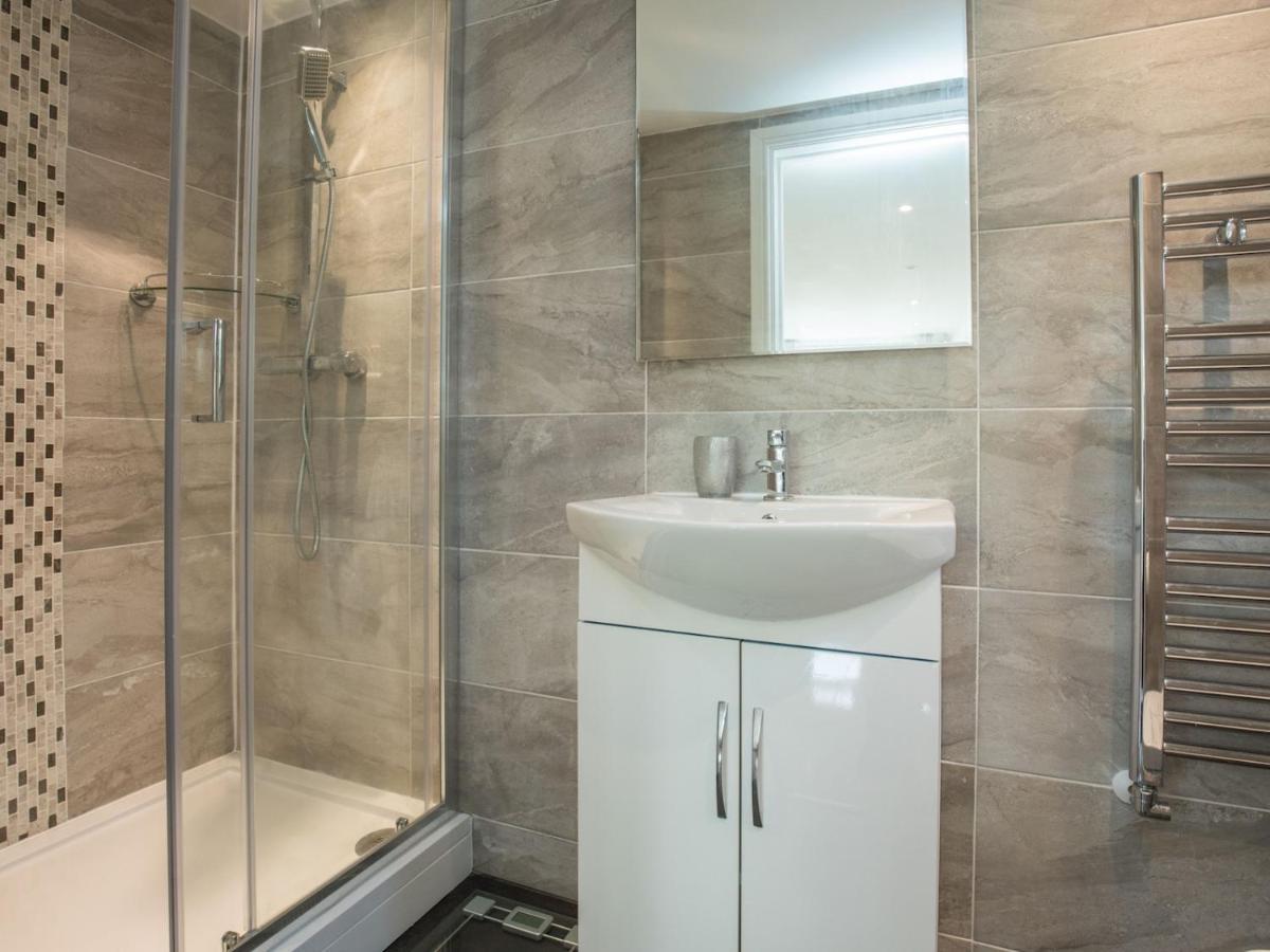 Pass The Keys Spacious 3 Bed By River Thames Old