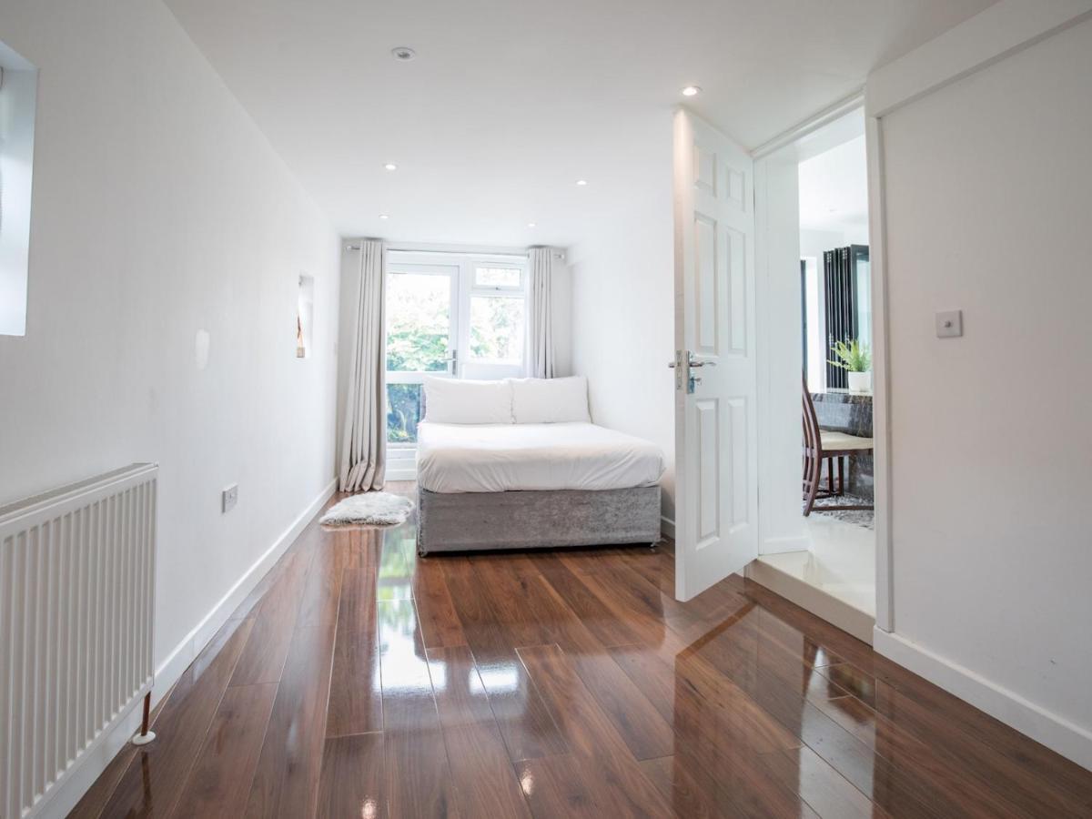 Pass The Keys Spacious 3 Bed By River Thames Old